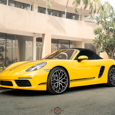Porsche Boxster 718 màu vàng by HForged